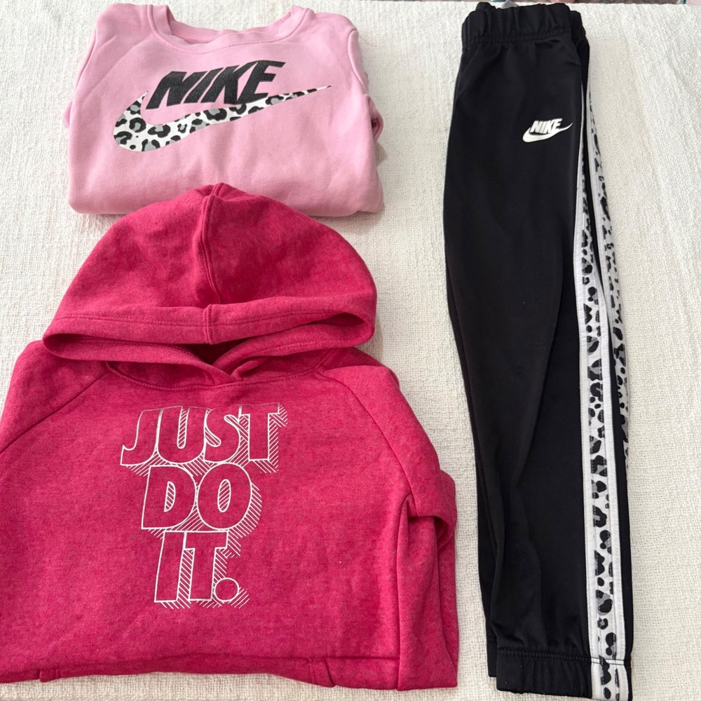 Nike Girls 3pc Set Pink Leopard Hoodie Sweatshirt Joggers Size 6 36F882-A5L